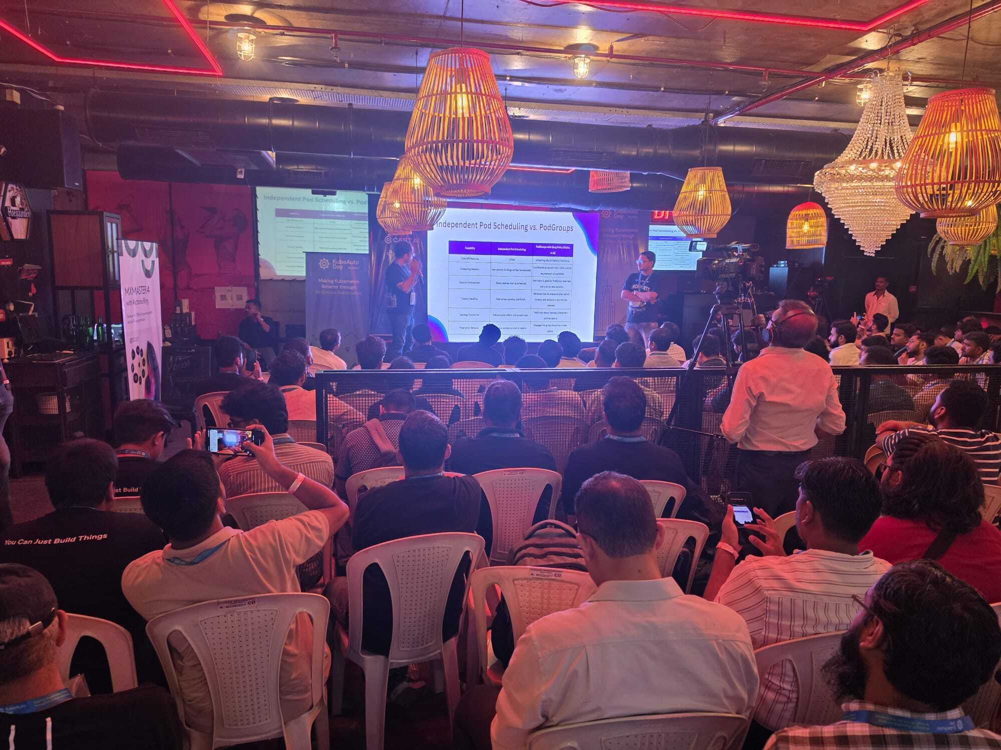 Talk on Pod Scheduling vs PodGroups